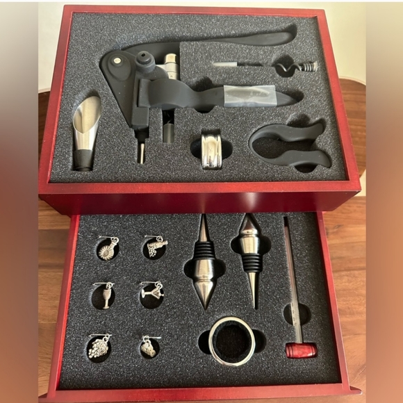 La Vigna Dining La Vigna Wine Bottle Opener With Accessories Kit